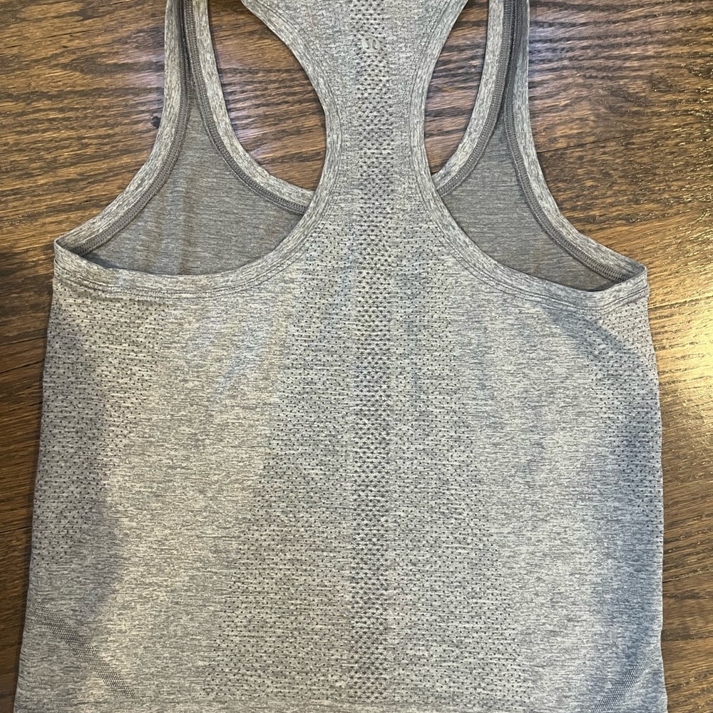 Lululemon Swiftly Tech 2.0 Race Length Tank Top